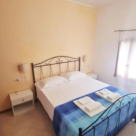 Sa Rocca Tunda La Baia Apartments מראה חיצוני תמונה