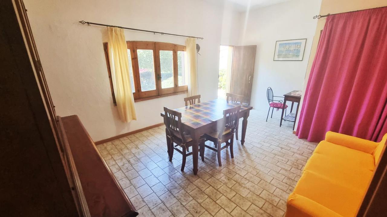 Sa Rocca Tunda La Baia Apartments מראה חיצוני תמונה